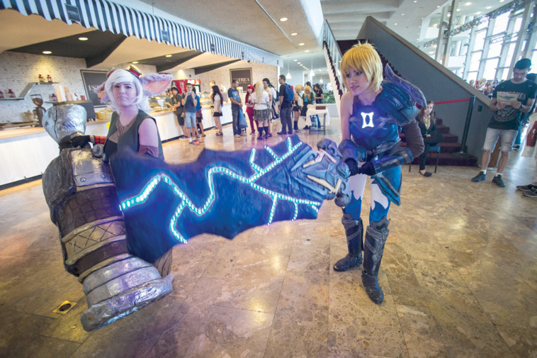 אנימה מנגה. מיכל פתאל 