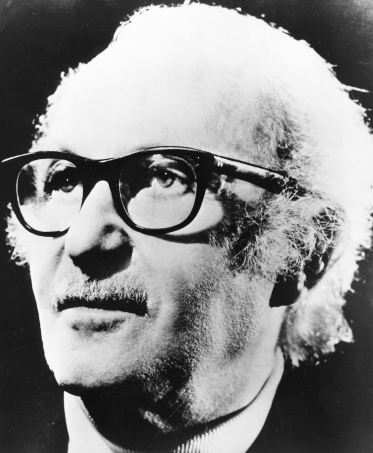 פנינה פרח על הבמה צילום איציק בירן