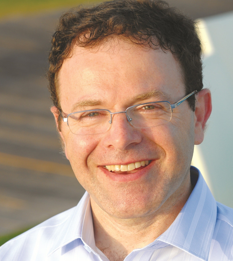 "צורך אדיר בסייעת רפואית". פרופ' רם וייס. צילום פרטי "צורך אדיר בסייעת רפואית". פרופ' רם וייס. צילום פרטי