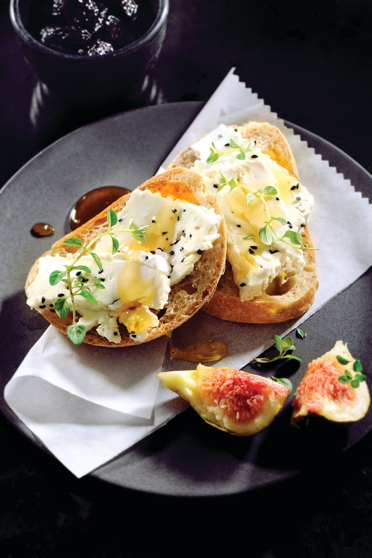 לחם מחמצת. צילום: חגית גורן, סטיילינג בלה רודניק