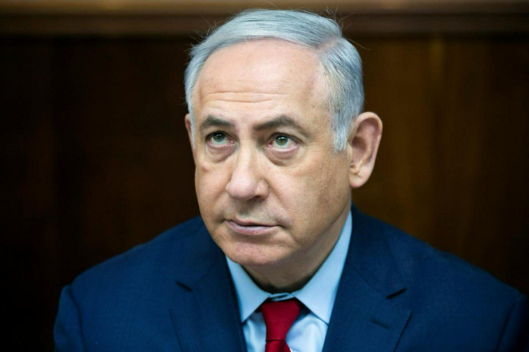 מבחינת נתניהו, המצביעים יושיעו אותו מהשוטרים. צילום: רויטרס מבחינת נתניהו, המצביעים יושיעו אותו מהשוטרים. צילום: רויטרס
