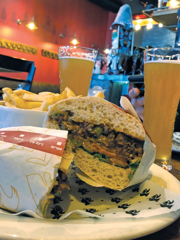 &quot;בורגר סאלון&quot;. צילום: מיטל שרעבי