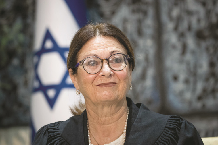 הנשיאה חיות. צילום: יונתן זינדל, פלאש 90 