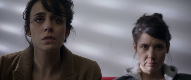 כוכבת הסרט נועה בירן והשחקנית נטע שפיגלמן, &quot;מונטנה&quot;. צלם : איתן חתוכה