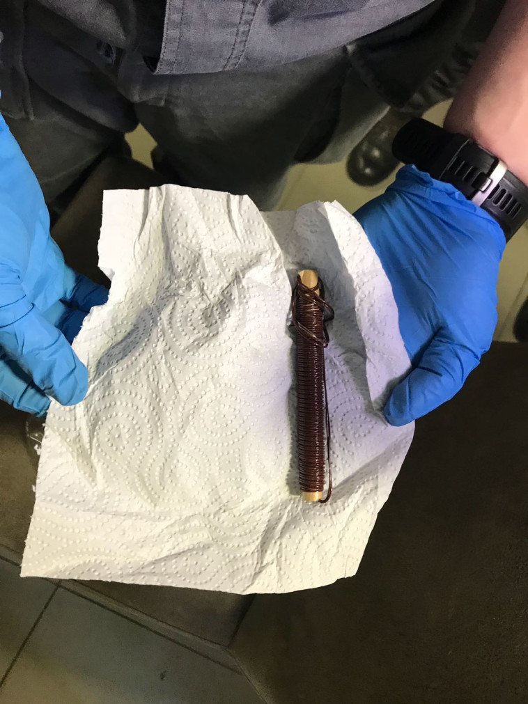 אמל&quot;ח שנתפס בגל המעצרים. צילום: דוברות המשטרה 