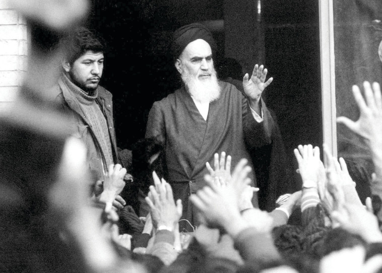 &quot;ראיתי בו סכנה לעצם קיומה של ישראל&quot;. חומייני לאחר המהפכה ב־79'  צילום: רויטרס