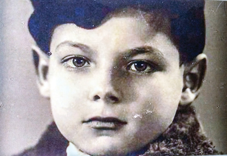 יורם מרון לפני המלחמה. צילום רפרודוקציה: יוסי אלוני