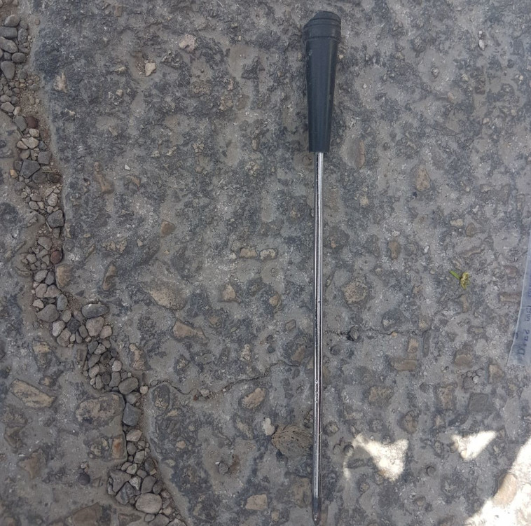 המברג שבו נעשה שימוש במהלך האירוע. צילום: דוברות המשטרה המברג שבו נעשה שימוש במהלך האירוע. צילום: דוברות המשטרה