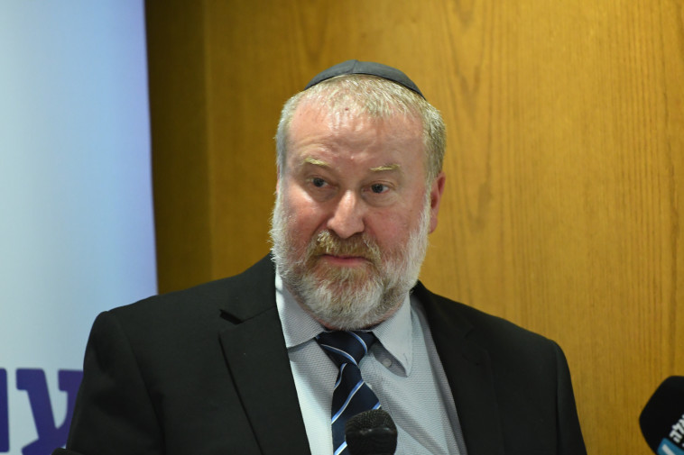 דורש שינויים משמעותיים. אביחי מנדלבליט, צילום: אבשלום ששוני