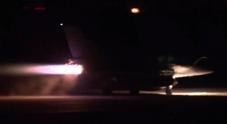 מטוס אמריקאי בדרך לסוריה. צילום: רויטרס