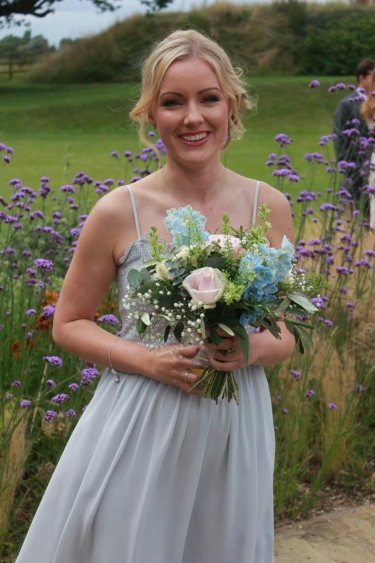 נכנסה לחובות וחזרה לגור עם ההורים בגלל הוצאות על חתונות. ג'ורג'יאנה צ'יילדס