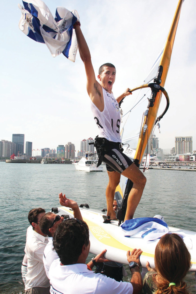 שחר צוברי חוגג. צילום: עדי אבישי