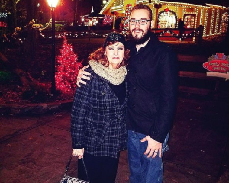 זוכים להרבה ביקורת על הקשר שלהם אבל יש גם תמיכה. גארי ואלמנדה