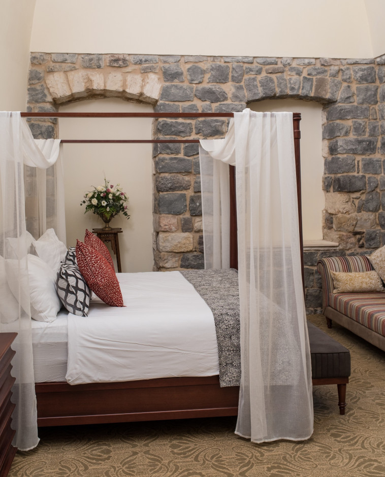 המלון הסקוטי. צילום: סיון אסקיו