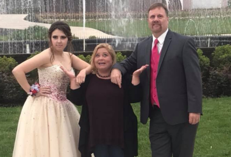 &quot;הבן שלי היה רוצה שהיא תלך&quot;. רוברט, קלי וקיילי