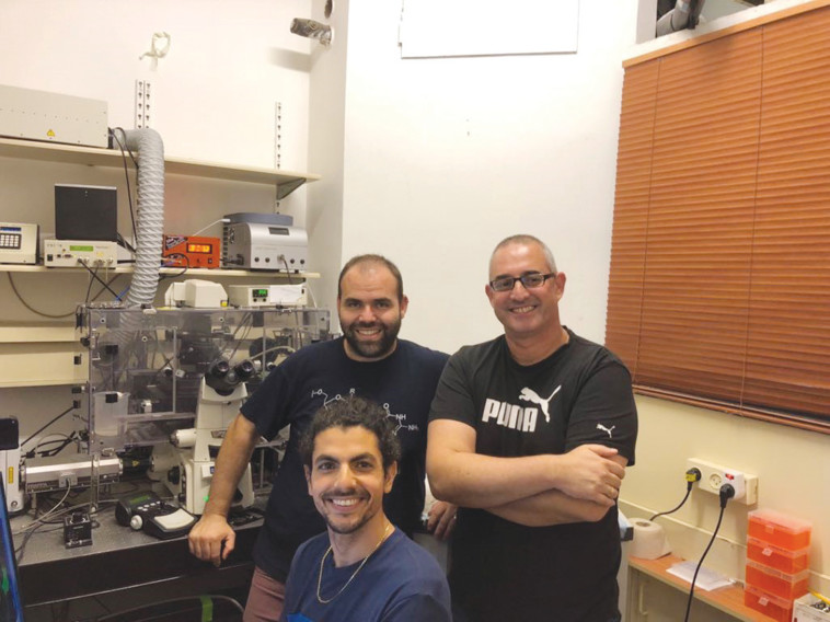 צוות החוקרים. צילום: ד&quot;ר ערן פרלסון