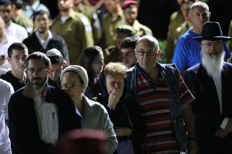 הלווית סמל ראשון רונן לוברסקי. צילום: יונתן זינדל, פלאש 90