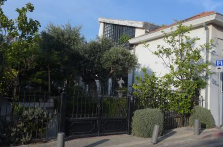 המלון של רומן אברמוביץ' בנווה צדק. צילום: אבשלום ששוני 