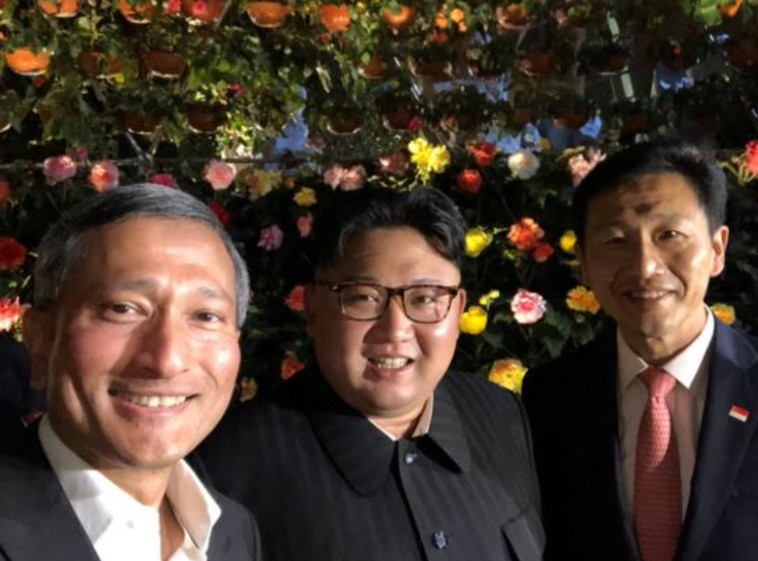 קים ג'ונג און בסינגפור. קרדיט: צילום מסך מטוויטר