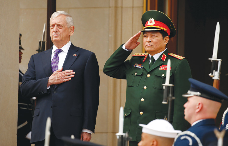 שר ההגנה הווייטנאמי ואן ליק. צילום: רויטרס