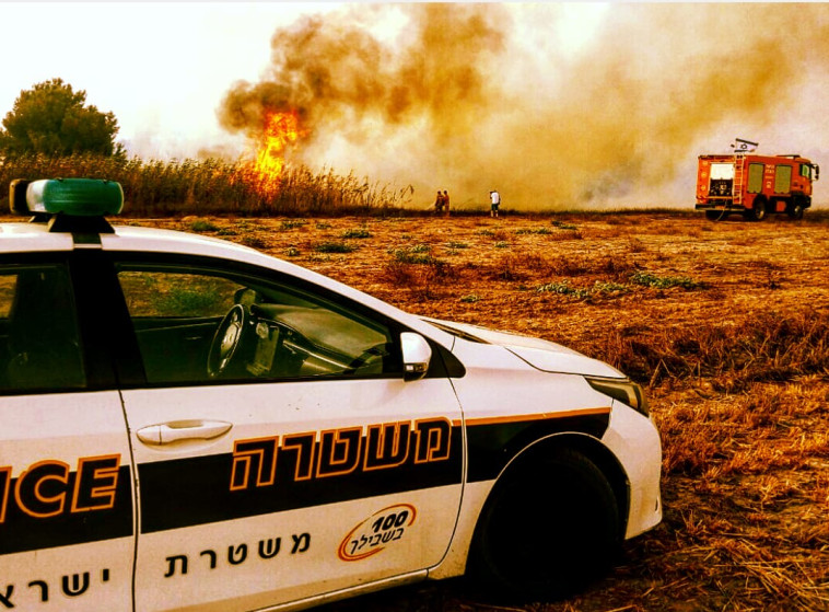 שריפה בדרום. צילום: כבאות והצלה מחוז יו&quot;ש  