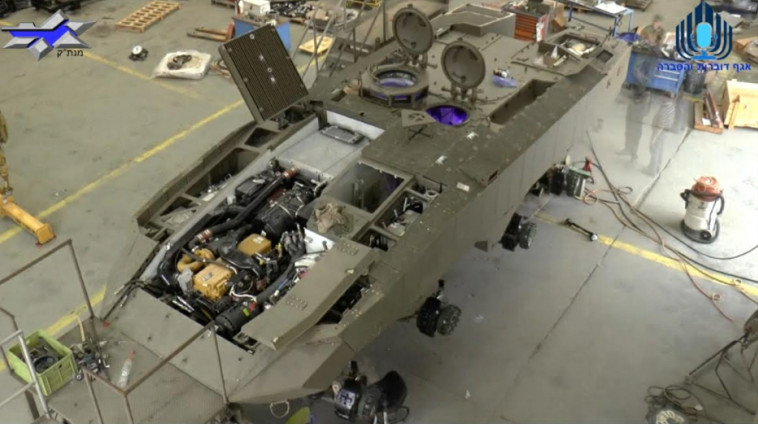 750 כוח סוס. נגמ&quot;ש איתן, צילום: דובר צה&quot;ל