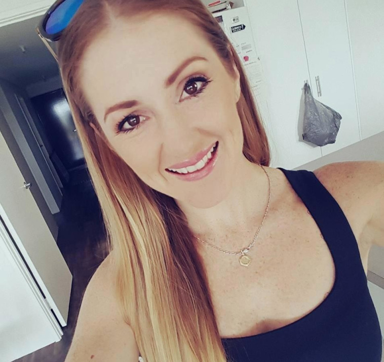 סולחת לכריש ומבינה שלהאכיל אותו היה רעיון רע. מליסה ברונינג