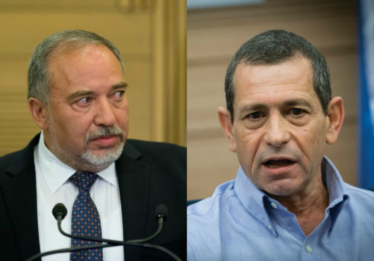 ראש השב&quot;כ נדב ארגמן ושר הביטחון אביגדור ליברמן. מדרון חלקלק? צילום: יונתן זינדל, פלאש 90