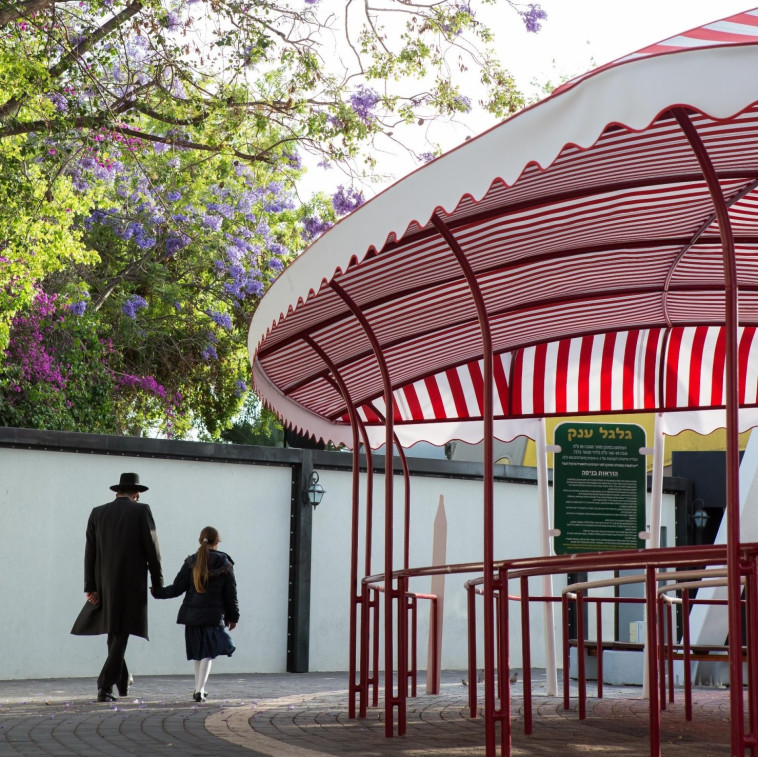 “דרייבר". צלם : אתיאל ציון “דרייבר". צלם : אתיאל ציון