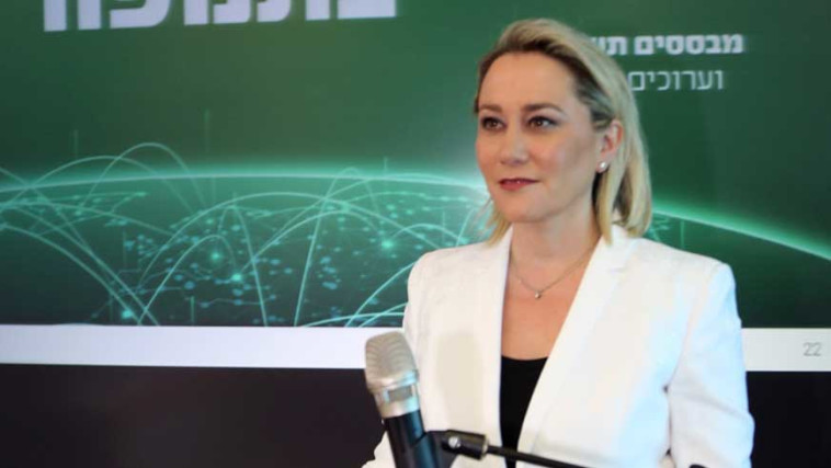  &quot;שמענו נשים רבות, והדעות היו שונות&quot;. נשים בדואיות בנגב. למצולמות אין קשר לנאמר בכתבה. צילום אילוסטרציה: הדס פרוש, פלאש 90