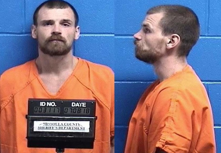 התרסק עם מכוניתו והשאיר את התינוק ביער כי היה כבד מידי. פרנסיס קרואולי