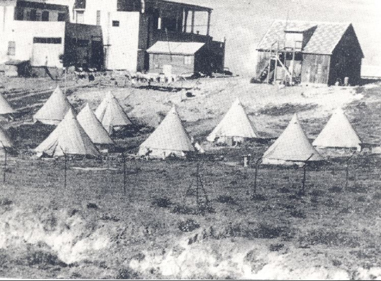 ניצנים בהקמתו. צילום: ארכיון צה"ל במשרד הביטחון. ניצנים בהקמתו. צילום: ארכיון צה"ל במשרד הביטחון.