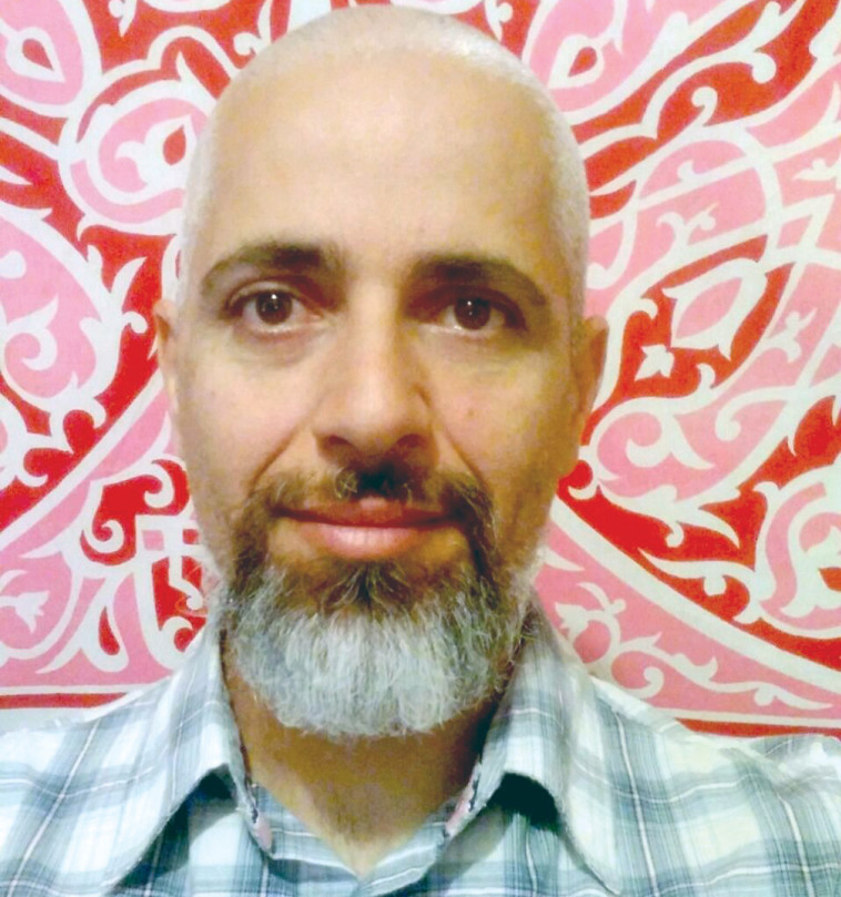 יוסי מקיטון. &quot;חשוב שיישמע קול של הומואים שכן רוצים לעמוד לצד הנשים במאבק של הפונדקאות&quot;. צילום: פרטי