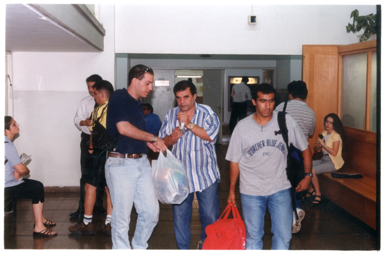 רוקנשטיין ב-1999. &quot;אני החתול המטפס האורגינל, היזהרו מחיקויים&quot;. צילום: ברקאי וולפסון