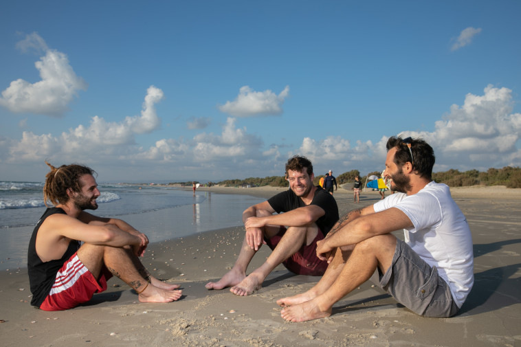 נחום לאמור פרידמן, שי סיגלר וליאור רומי. &quot;לא לריב, לא להתעצבן, לא לטרוק..&quot;. צילום: יוסי אלוני