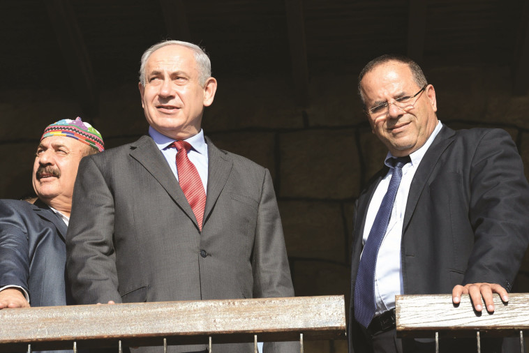 &quot;אנחנו מדברים על כל העולם חוץ מנושאי תקשורת&quot;. עם נתניהו. צילום: קובי גדעון, לע&quot;מ