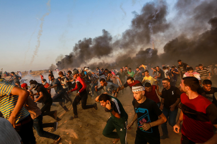 עימותים בגבול רצועת עזה. צילום: עבד רחים קטיב, פלאש 90