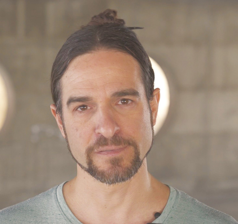 &quot;זה לא משהו שצילק אותי&quot;. עברי.  צילום מסך