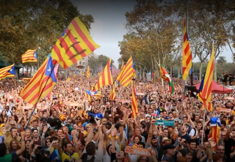 שתי קטלוניות. צילום מסך 