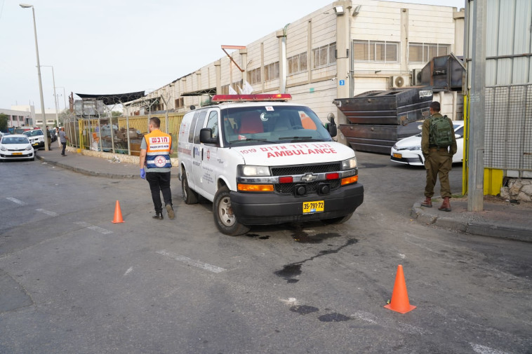 זירת הפיגוע בברקן, צילום: הלל מאיר, TPS זירת הפיגוע בברקן, צילום: הלל מאיר, TPS