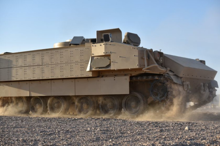  מערכת מעיל רוח קל לנגמ&quot;שים קלים. צילום: רפא&quot;ל