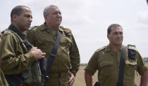הרמטכ"ל גדי איזנקוט באוגדת עזה