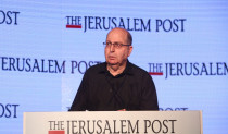 משה בוגי יעלון, כנס הדיפלומטים של הג