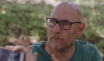 צביקה הדר ב"לצבי יש בעיה"