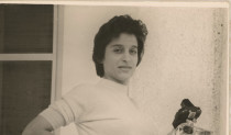 ליליאן. משוררת