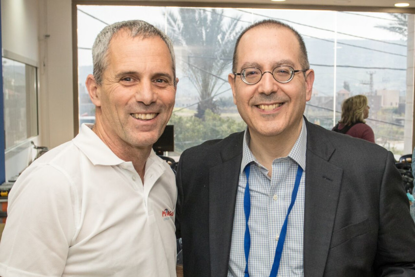 אסף ברימר ודיויד שחיזר (צילום: אלכס הובר)
