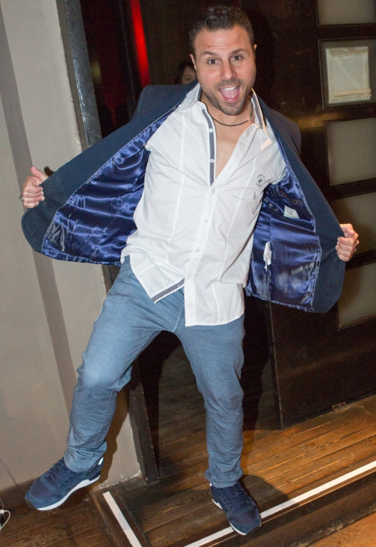 הלו, גם הזוכה פה! טילטיל