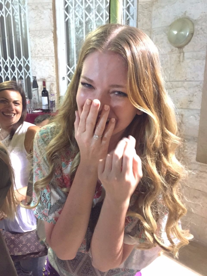 הנה הטבעת! אווה לימסוב מרוגשת