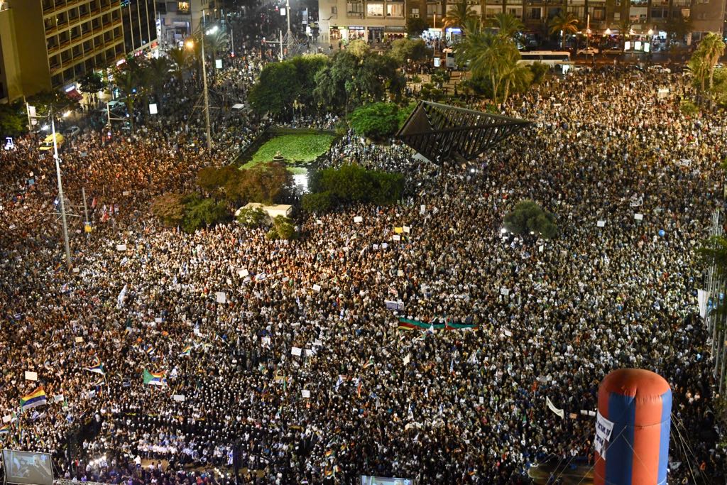הפגנה נגד חוק הלאום בכיכר רבין. צילום: אבשלום ששוני