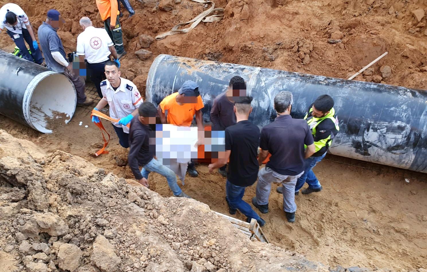 זירת התאונה באתר העבודה. צילום: תיעוד מבצעי מד&quot;א